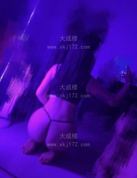 天河巨乳小雪
